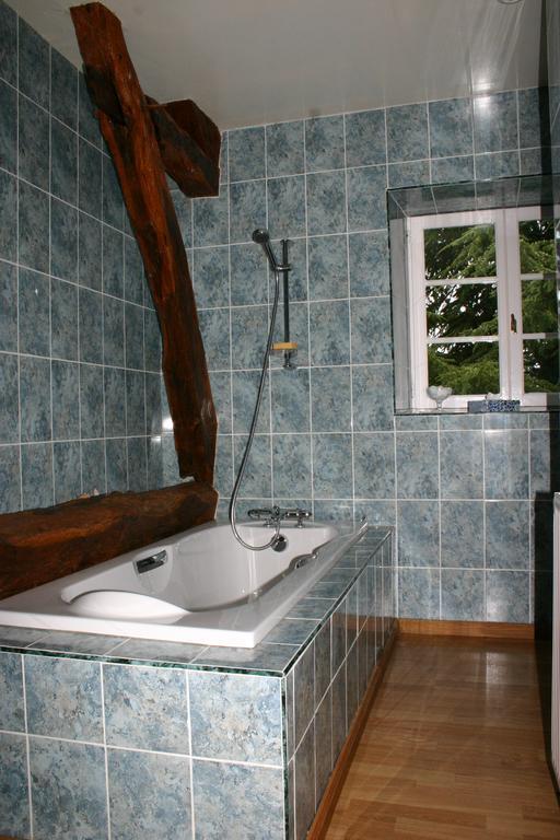 Domaine De Clermont Bed & Breakfast La Roche-en-Brenil Room photo